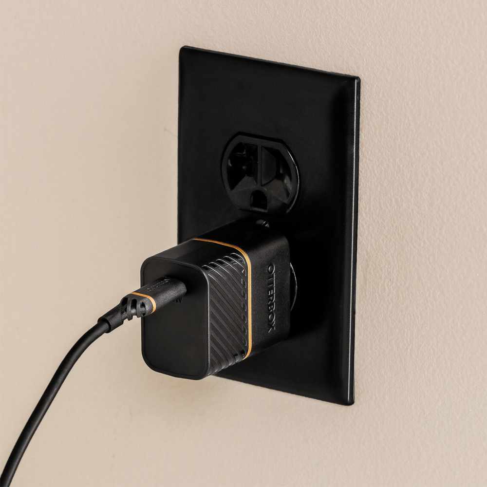 OtterBox 7881046 Fast Charge PD Gan 45W Wall Charger USB-C Black