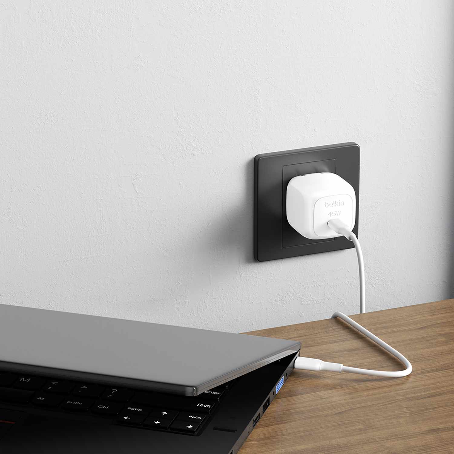 Belkin BoostCharge Compact Wall Charger 45W USB-C PD White