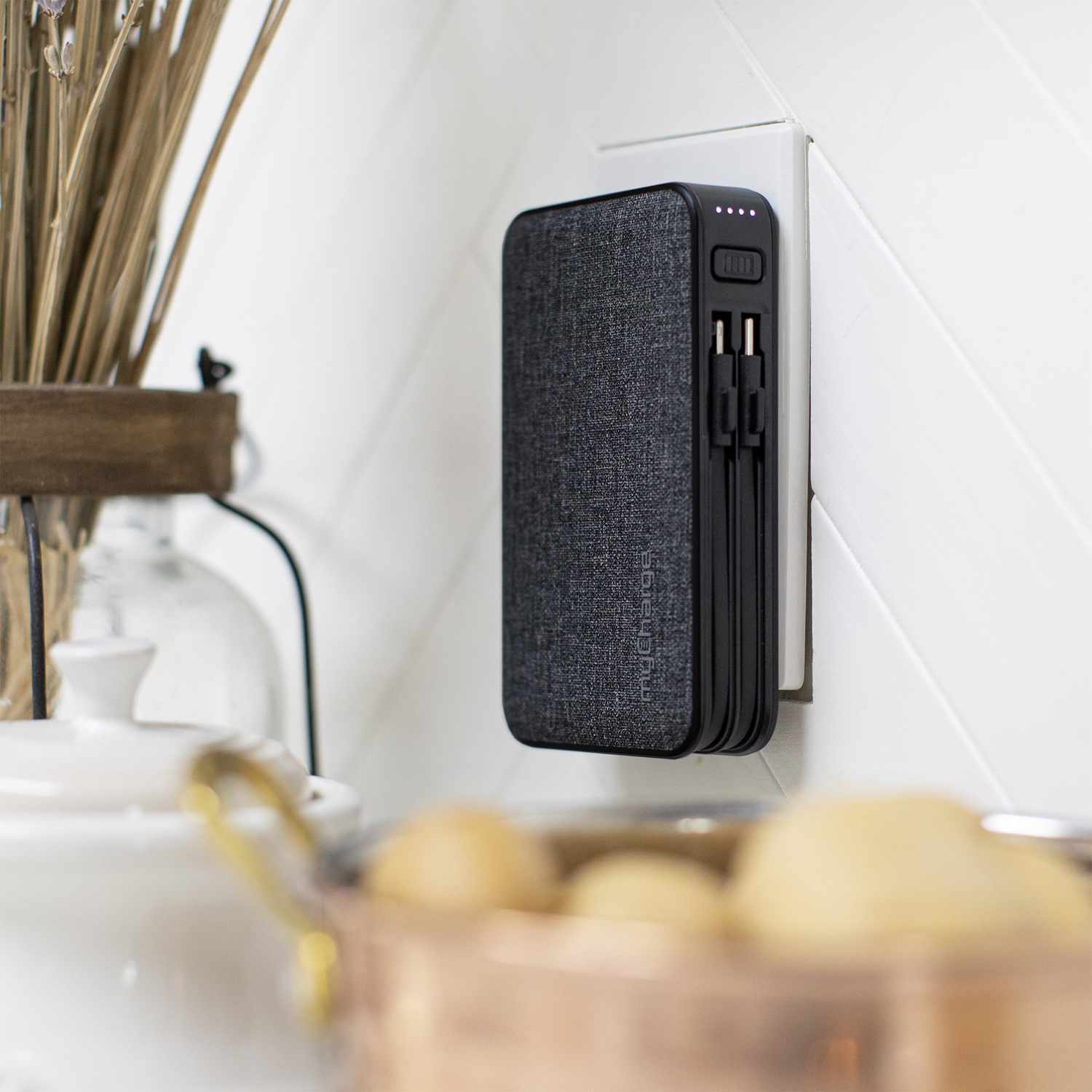 myCharge PowerHub Ultra 10,000 mAh Black Power Bank
