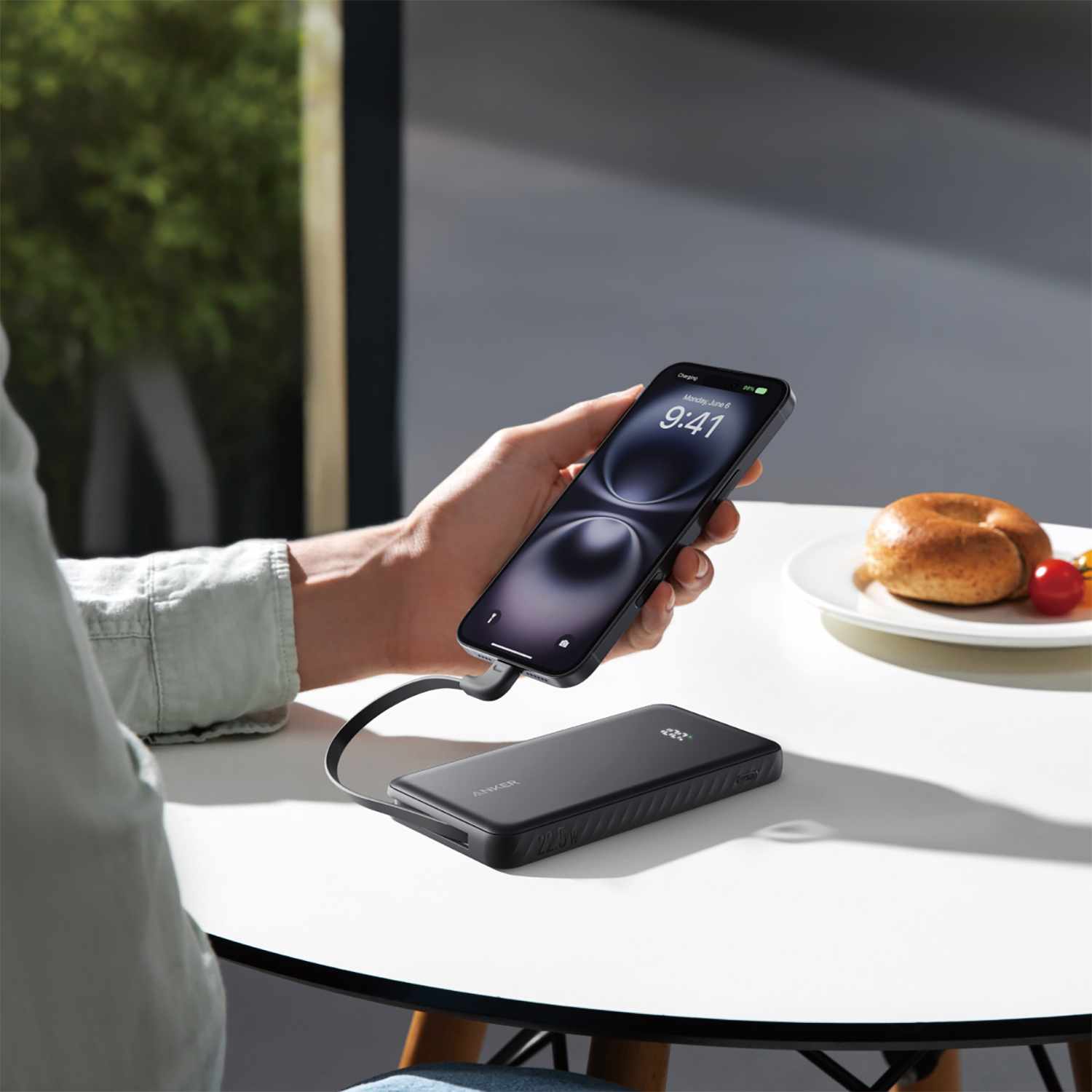 Anker Zolo Power Bank 10.000 mAh 22.5W Black with Built In USB-C Cable