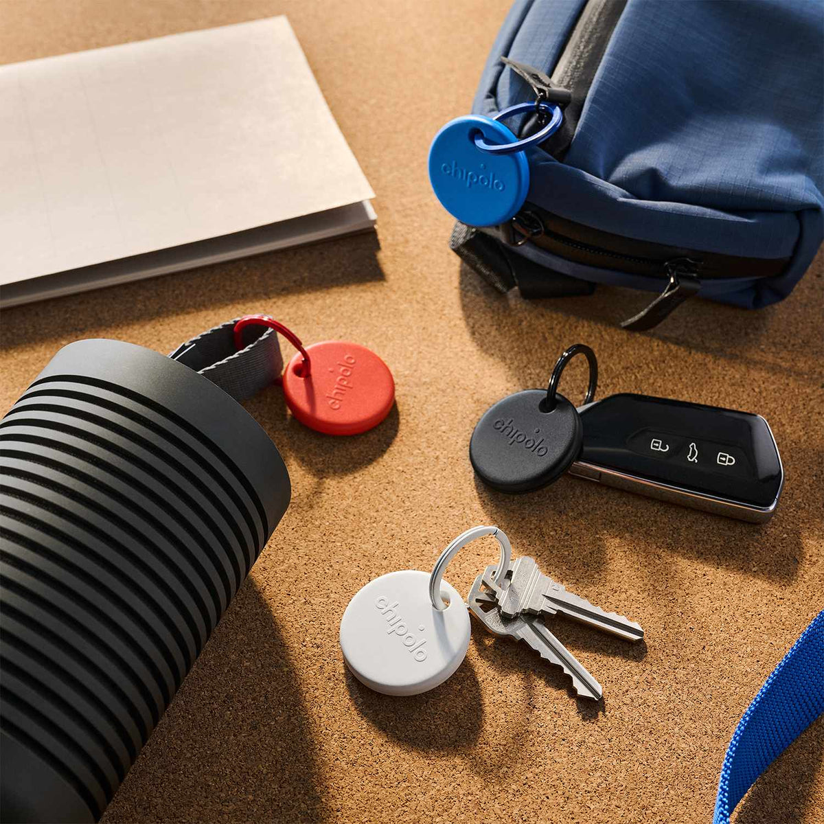 Chipolo POP 4 Pack Tracking Tag (Works with Googleâ€™s Find My Device or Apple Find My) Black/White/Red/Blue
