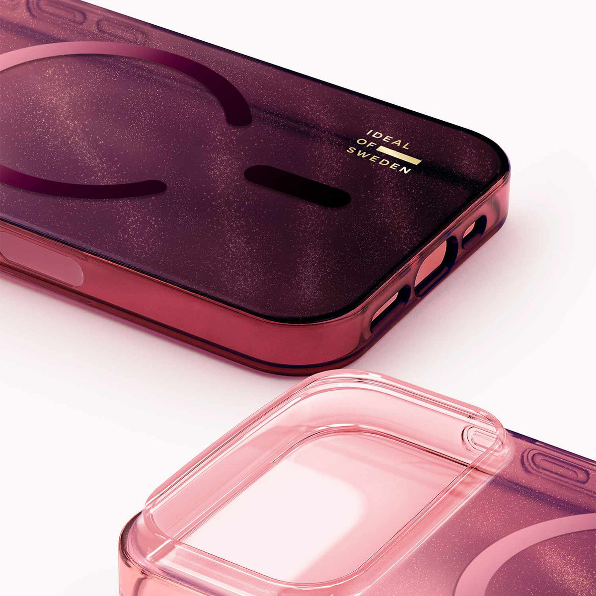 Ideal of Sweden Glitter Glow MagSafe Case Cherry Lacquer for iPhone 17 Pro Max