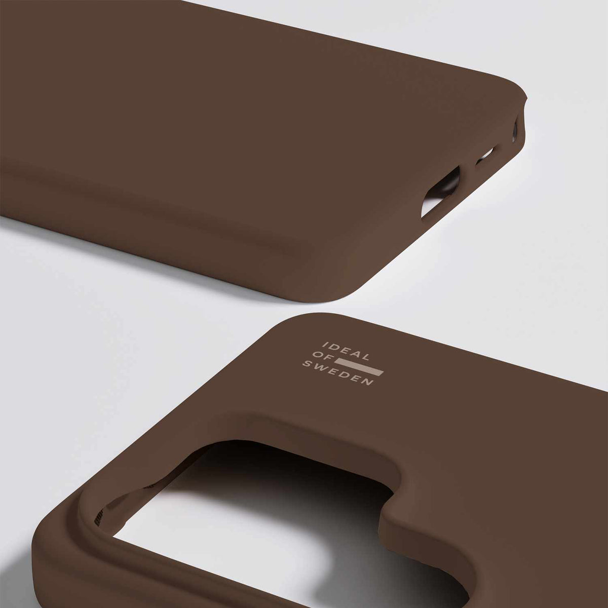 Ideal of Sweden Silicone Case with Magnets Mocha Mousse for Galaxy S26 Ultra
