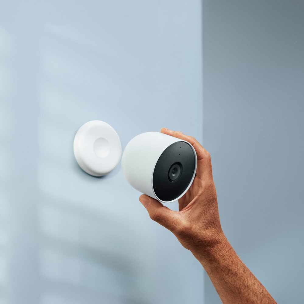 Google GA01894CA Nest Cam Indoor/Outdoor (Battery) 2-pack White